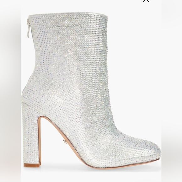 Azalea Wang Shoes - Sparkling Silver Rhinestone Ankle Boots